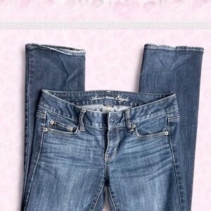 American eagle low rise jeans